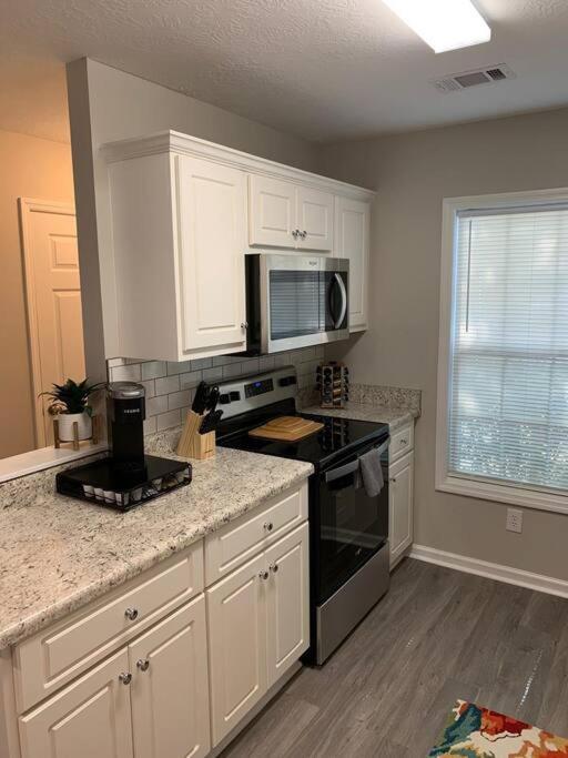 Comfy, Stylish Townhome Near I-20! Augusta Exterior foto
