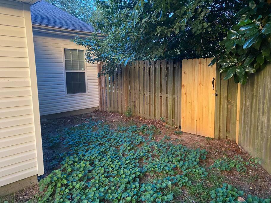 Comfy, Stylish Townhome Near I-20! Augusta Exterior foto